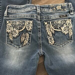 Miss Me Women's Blue Embroidered Jeans 26 with 34 inseam